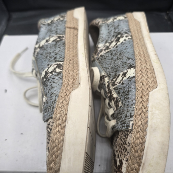 Crown Blue and‎ Cream Snakeskin Sneakers - Picture 3 of 7